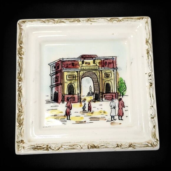 Vintage Ucagco Japan Ceramic Wall Plaques Paris France Set of 5 Hand Painted 4" - Picture 4 of 10